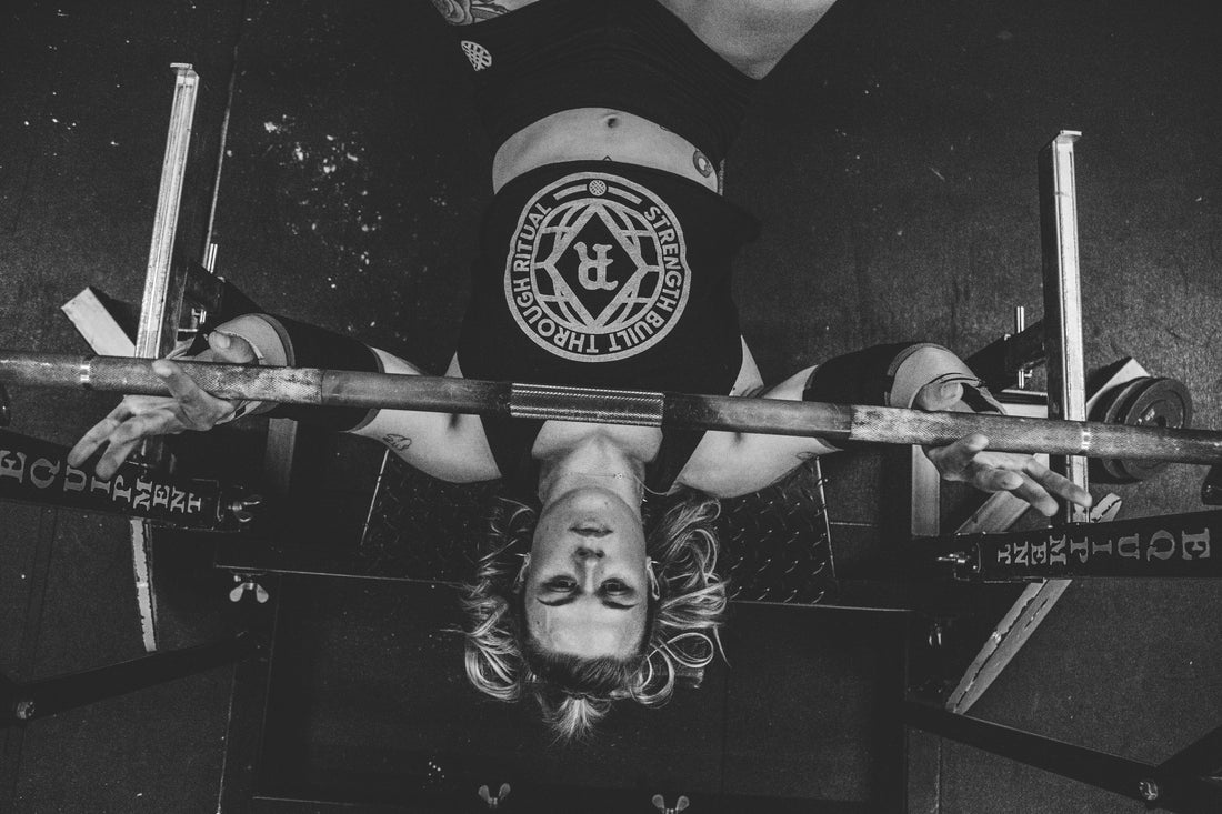 The Great Debate: Barbell Bench Press vs. Dumbbell Bench Press