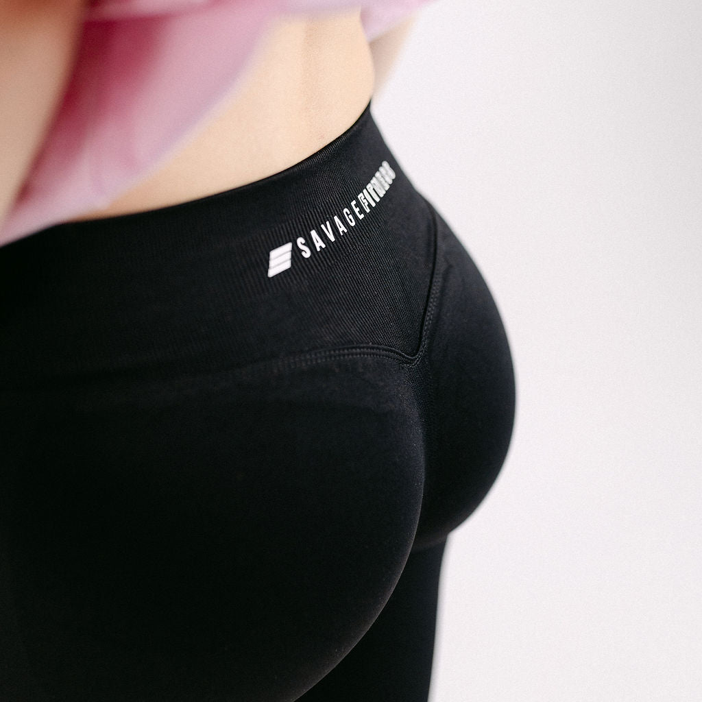 seamless leggings glute contour scrunch detail close up